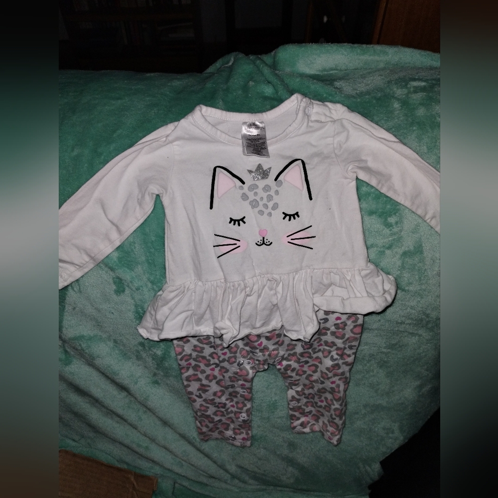 Adorable Cat Face Baby Outfit